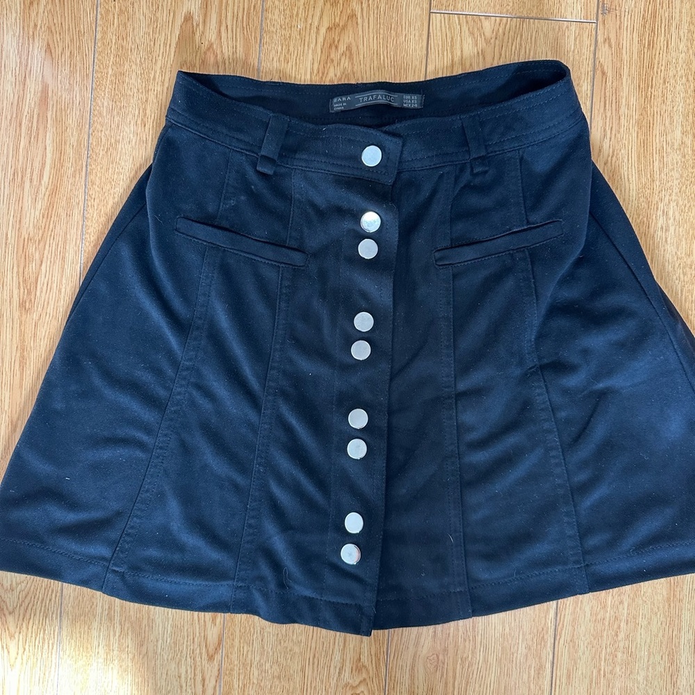 Zara Skirt (Size: XS)